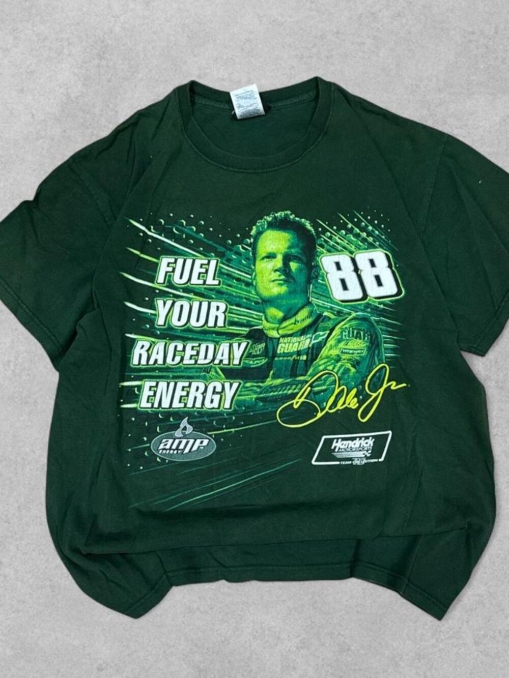 NASCAR Men's Green T-shirt Sport Car Baggy - Size L